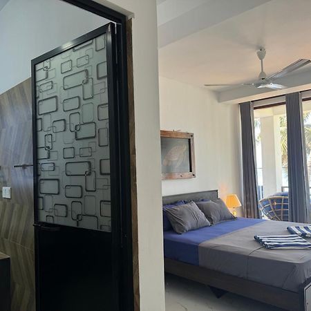 Turtle Beach House Batigama Exterior photo